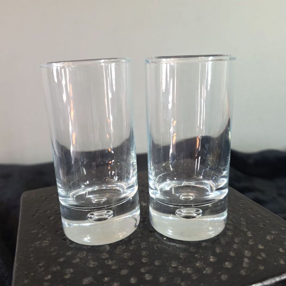 Pair Vtg Kosta Boda Pippi Liqueur Shot Glasses Clear Controlled Bubble Base MCM